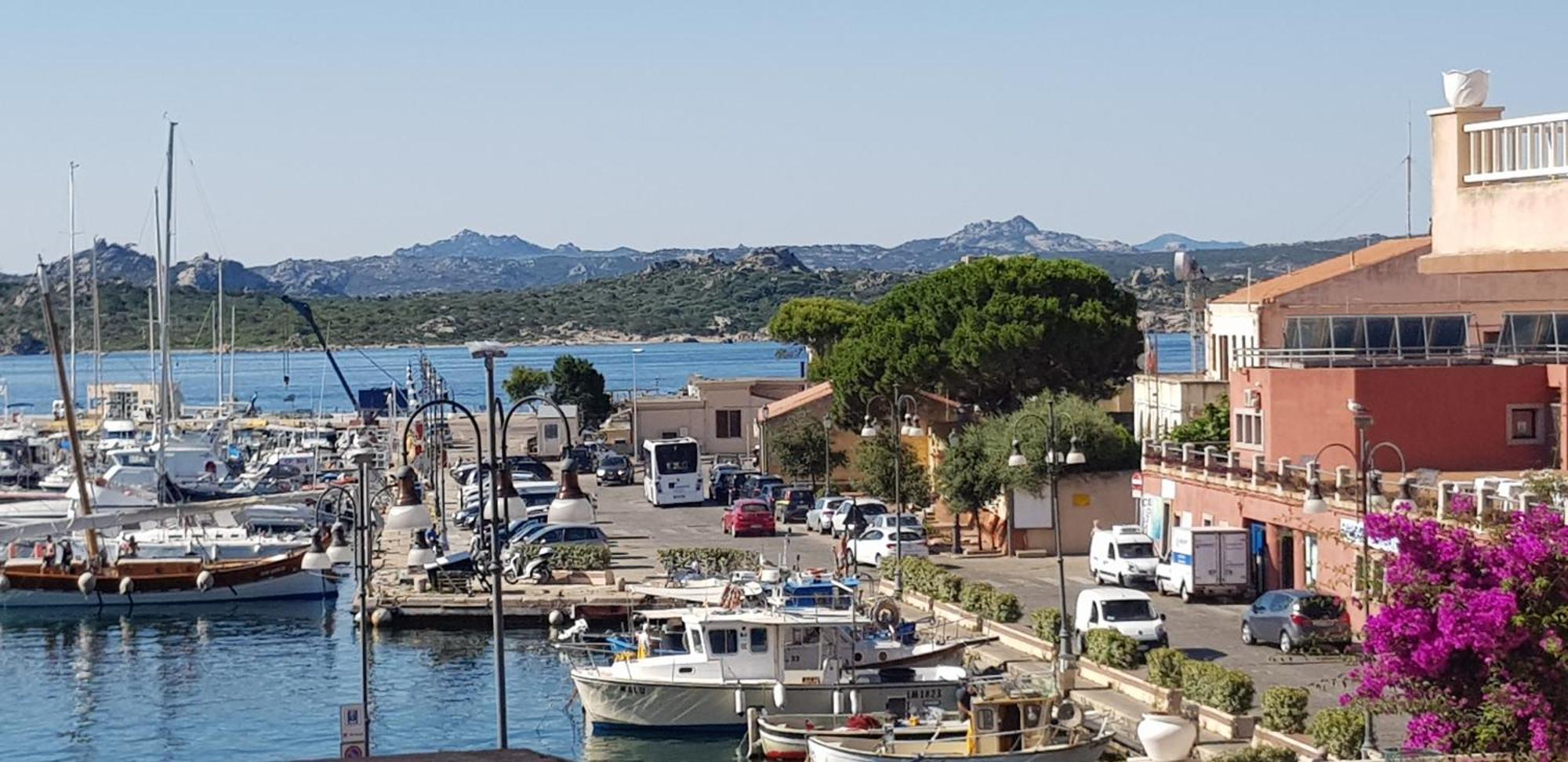 Villa Cala Gavetta Marina Loft La Maddalena  Exterior foto